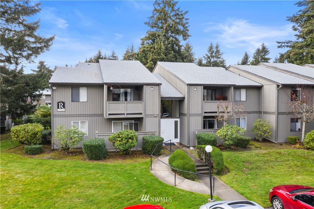 1506 North Defiance Street, Unit R104 Tacoma, WA 98406 - Photo 1 of 24 Gallery Image 1