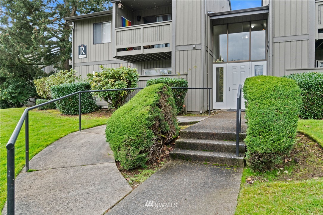 1506 North Defiance Street, Unit R104 Tacoma, WA 98406 - Photo 2 of 24 Gallery Image 2