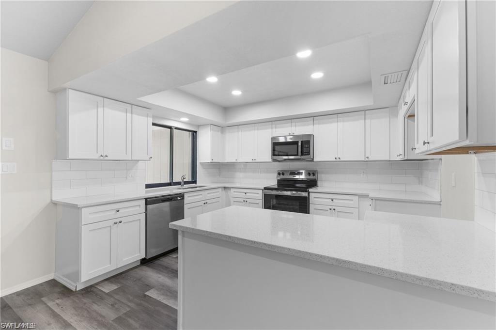 5851 Lincoln Road Venice, FL 34293 - Photo 15 of 34