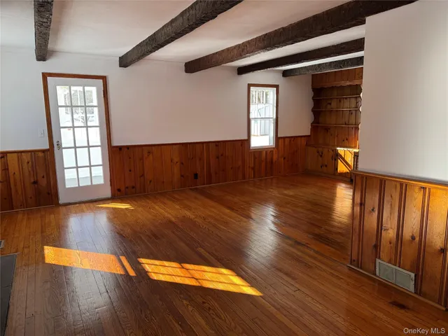 $2,850 | 793 Fiddlers Bridge Road, Rhinebeck, NY 12572