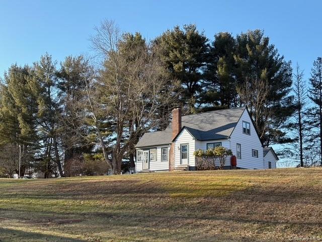 793 Fiddlers Bridge Road Rhinebeck, NY 12572 - Photo 4 of 24 Expansive Sunny Front Lawn