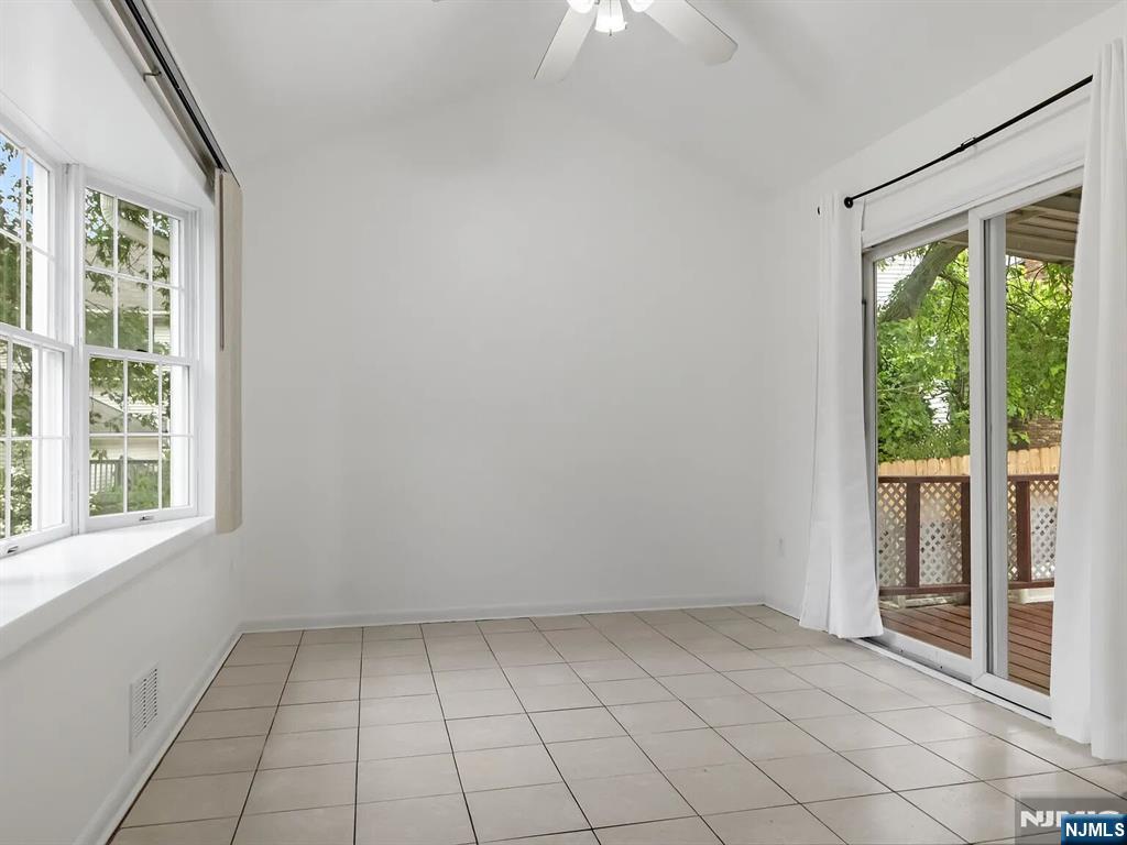 168 County Road Cresskill, NJ 07626 - Photo 7 of 26
