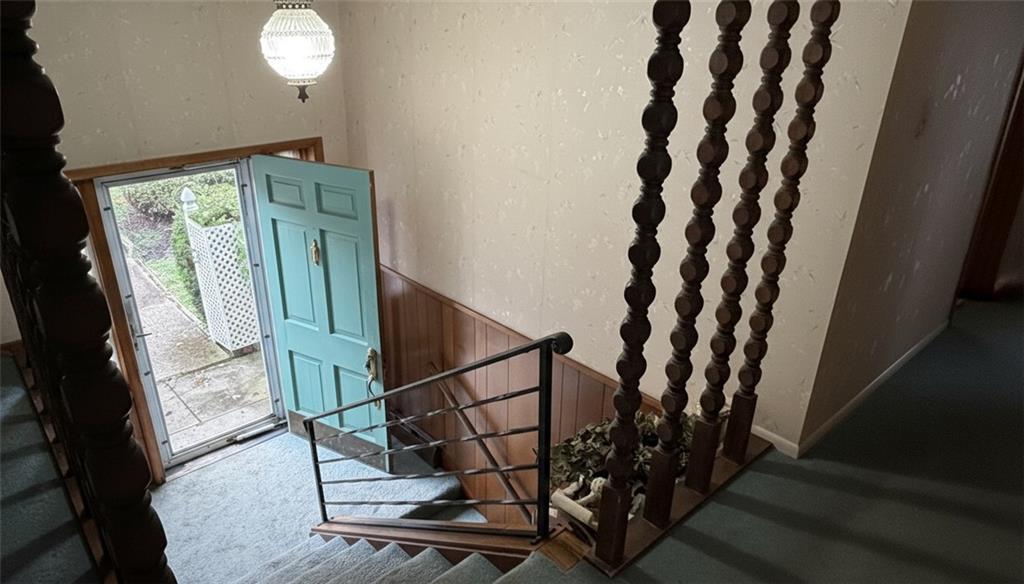 162 Florence Road New Brighton, PA 15066 - Photo 4 of 20