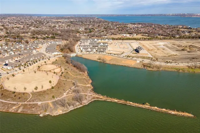 $409,990 | 2124 Naples Drive, Rowlett, TX 75088