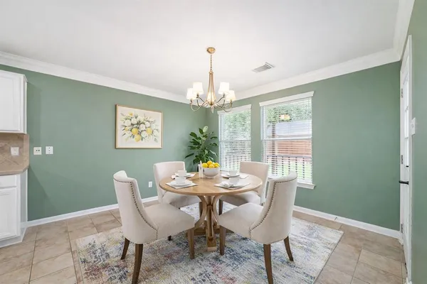 $2,199 | 923 North Sky Drive, Houston, TX 77073