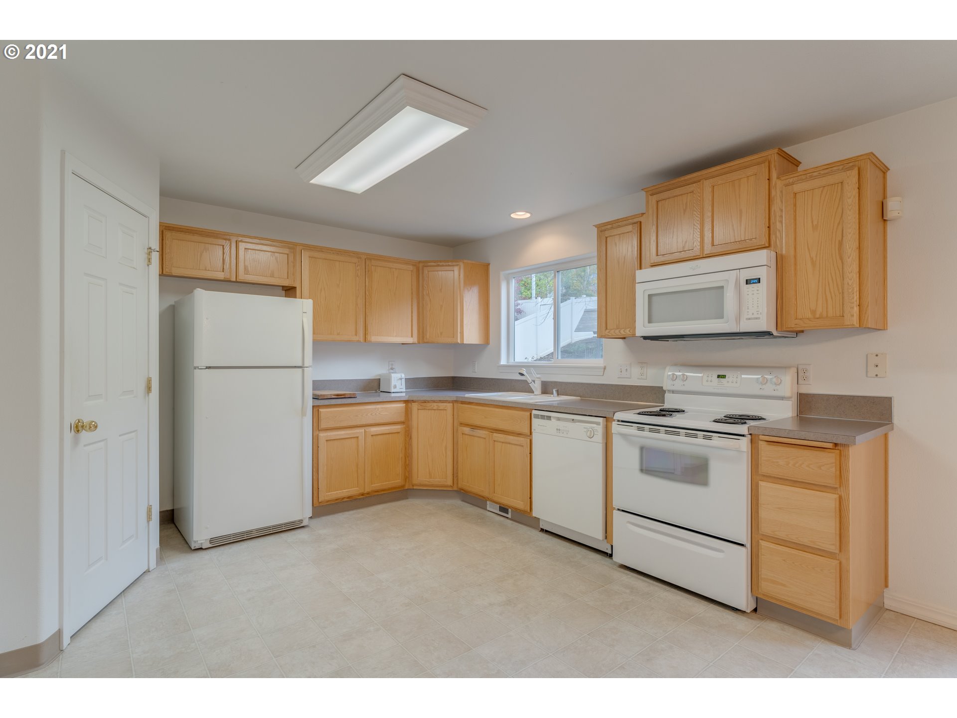 1209 Northwest 7th Way Camas, WA 98607 - Photo 4 of 31 Gallery Image 4