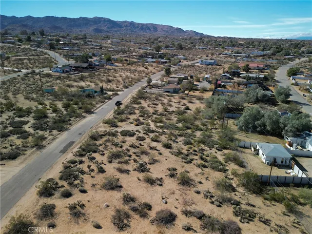an aerial view of a sink