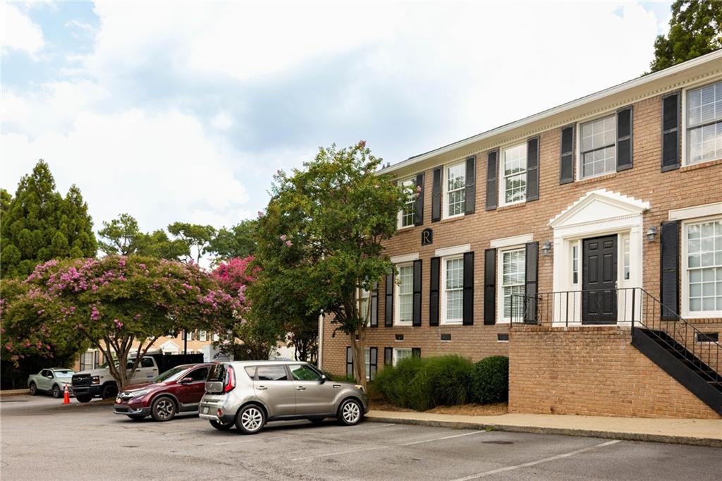 1101 Collier Road Northwest, Unit R4 Atlanta, GA 30318 - Photo 25 of 26 Gallery Image 25