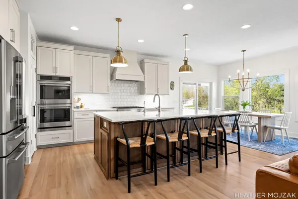$1,190,900 | 8115 Hanna Lake Avenue Southeast, Caledonia, MI 49316