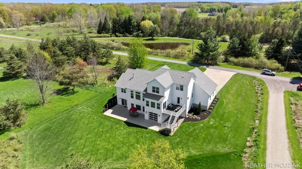 $1,190,900 | 8115 Hanna Lake Avenue Southeast, Caledonia, MI 49316