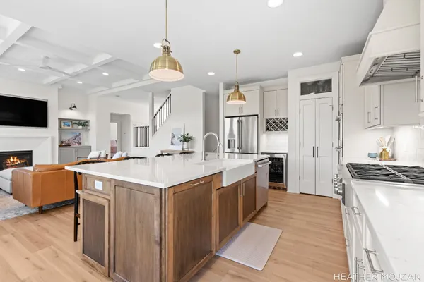 $1,190,900 | 8115 Hanna Lake Avenue Southeast, Caledonia, MI 49316