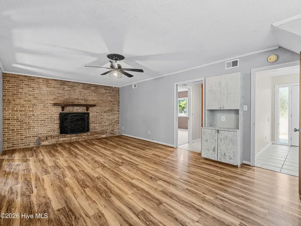 $380,000 | 2200 Colony Plaza, Jacksonville, NC 28546