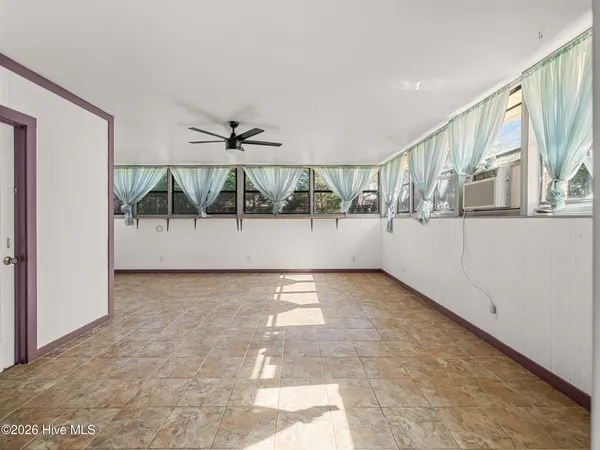 $380,000 | 2200 Colony Plaza, Jacksonville, NC 28546