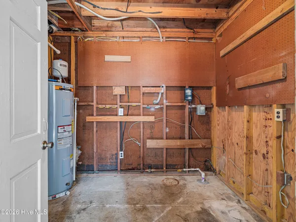 $380,000 | 2200 Colony Plaza, Jacksonville, NC 28546