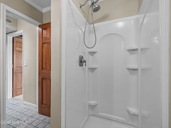 $380,000 | 2200 Colony Plaza, Jacksonville, NC 28546