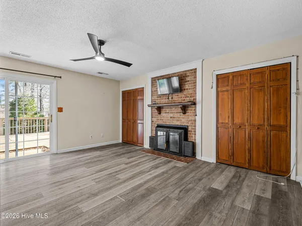 $380,000 | 2200 Colony Plaza, Jacksonville, NC 28546