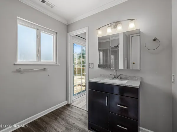 $380,000 | 2200 Colony Plaza, Jacksonville, NC 28546