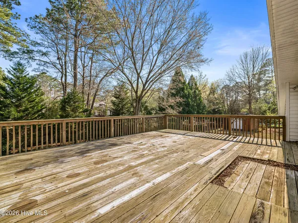 $380,000 | 2200 Colony Plaza, Jacksonville, NC 28546