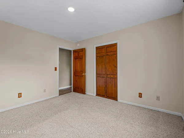 $380,000 | 2200 Colony Plaza, Jacksonville, NC 28546