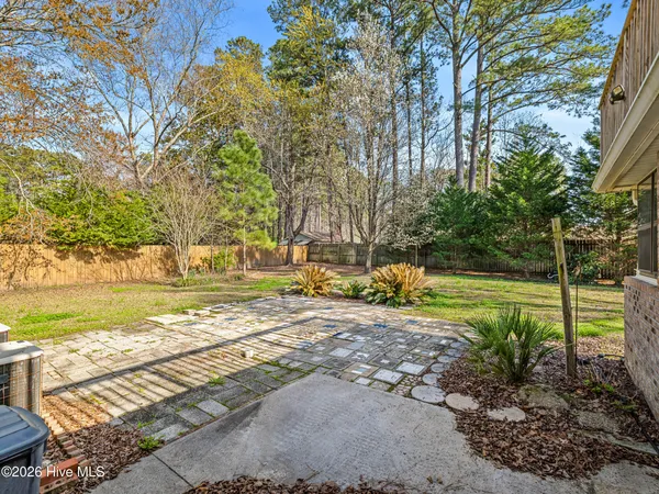 $380,000 | 2200 Colony Plaza, Jacksonville, NC 28546