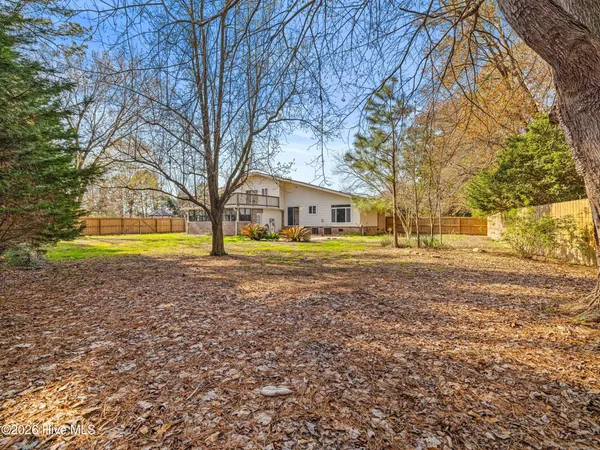 $380,000 | 2200 Colony Plaza, Jacksonville, NC 28546