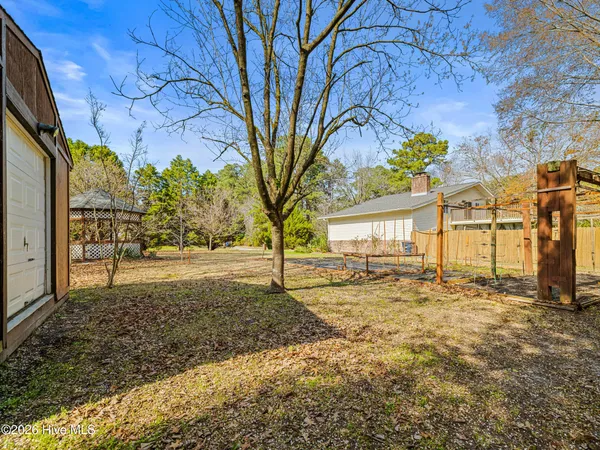 $380,000 | 2200 Colony Plaza, Jacksonville, NC 28546