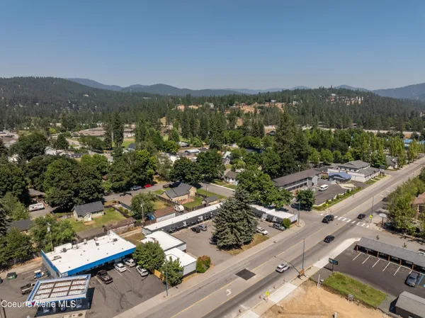 $2,750,000 | 2009 East Sherman Avenue, Coeur D'Alene, ID 83814