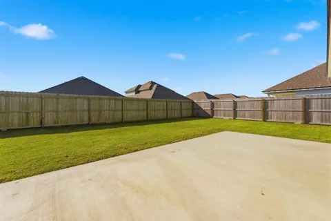 $299,900 | 293 Paisley Parkway, Sulphur, LA 70665
