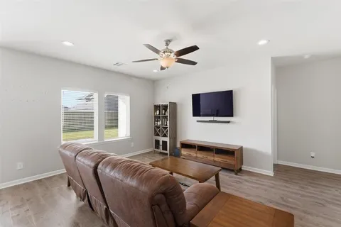 $299,900 | 293 Paisley Parkway, Sulphur, LA 70665