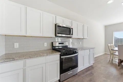 $299,900 | 293 Paisley Parkway, Sulphur, LA 70665