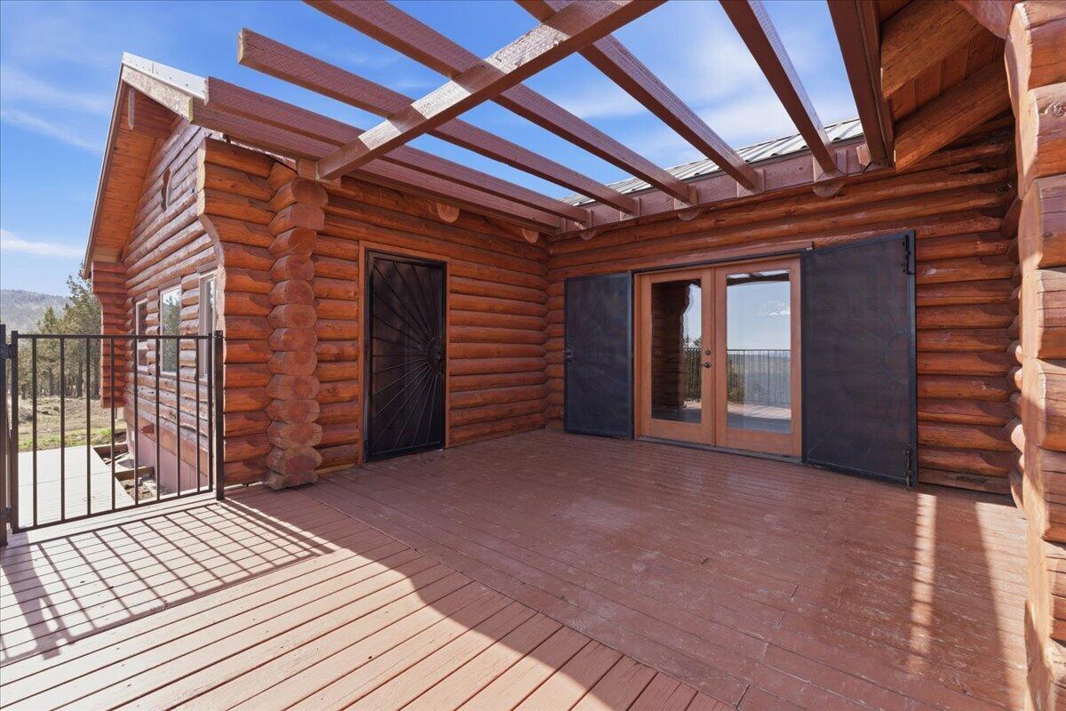 19554 Osprey Road Prineville, OR 97754 - Photo 9 of 42 42-044_DSC00306