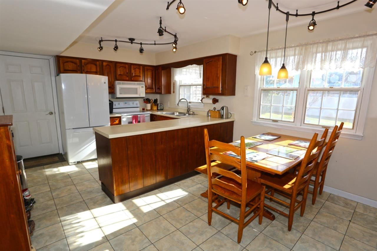 706 Lisha Kill Road Niskayuna, NY 12309 - Photo 4 of 25 Photo 4
