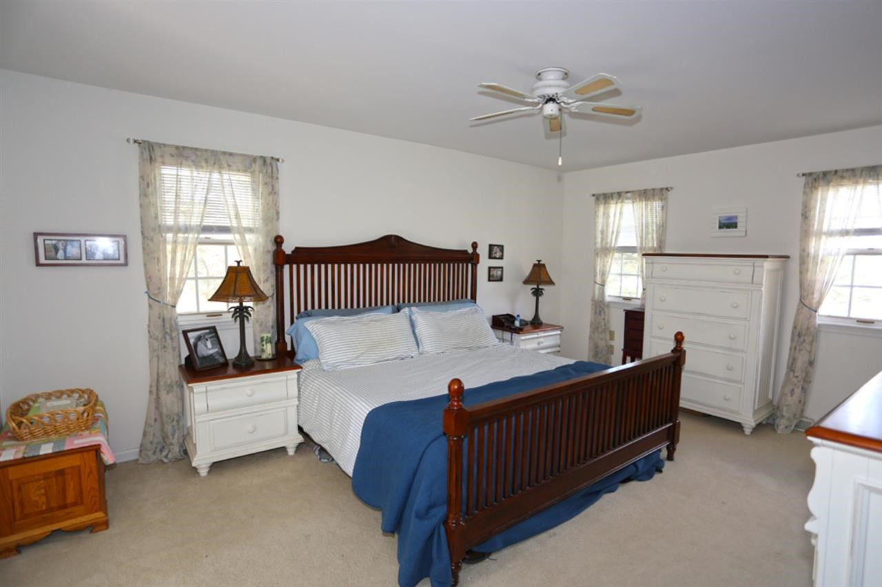 706 Lisha Kill Road Niskayuna, NY 12309 - Photo 6 of 25 Photo 6