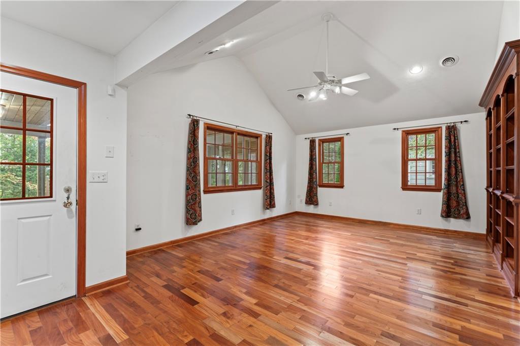 2813 Brodhead Road Aliquippa, PA 15001 - Photo 14 of 31 Gallery Image 14