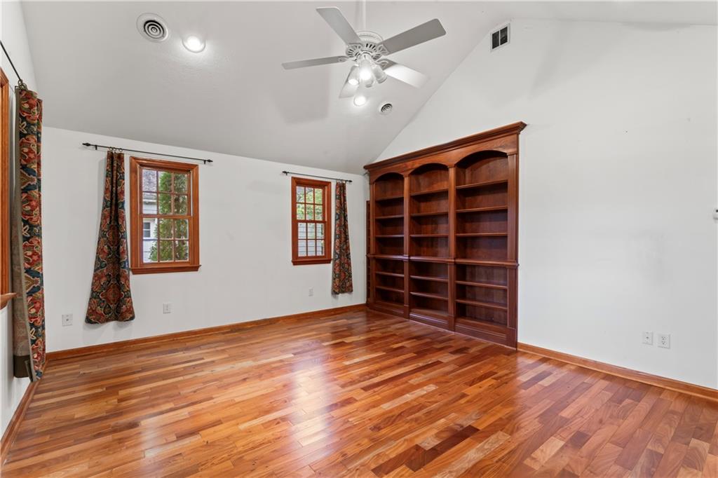 2813 Brodhead Road Aliquippa, PA 15001 - Photo 15 of 31 Gallery Image 15