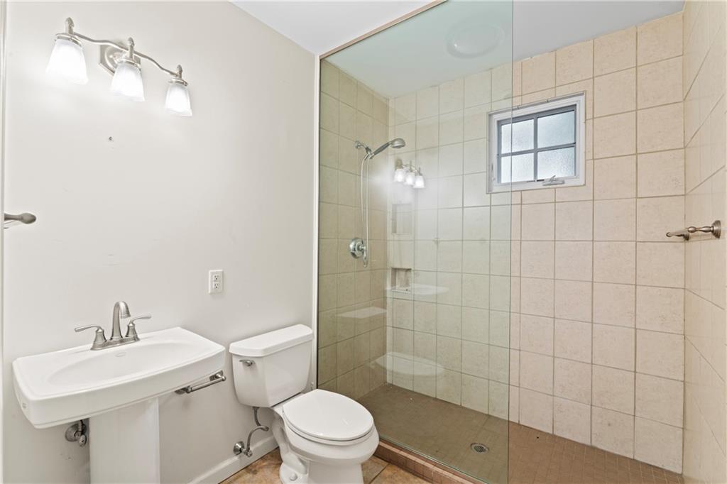 2813 Brodhead Road Aliquippa, PA 15001 - Photo 17 of 31 Gallery Image 17