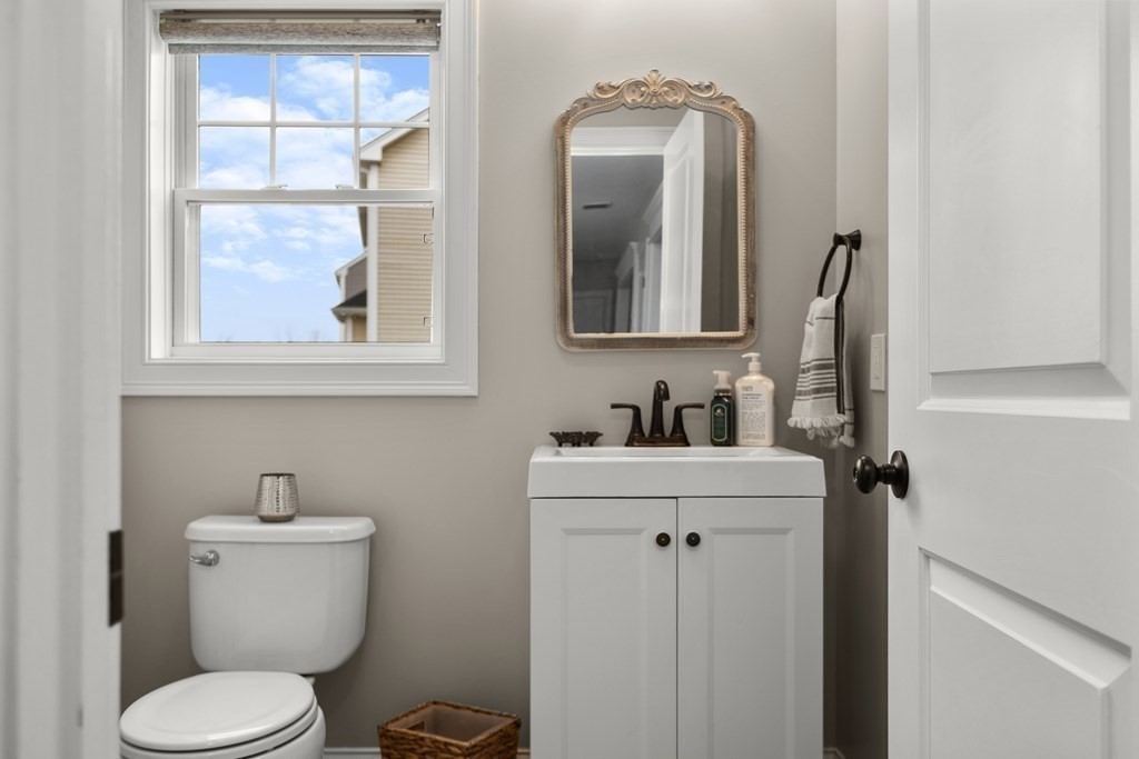 193 High Hill Road Swansea, MA 02777 - Photo 12 of 38