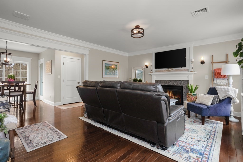 193 High Hill Road Swansea, MA 02777 - Photo 18 of 38