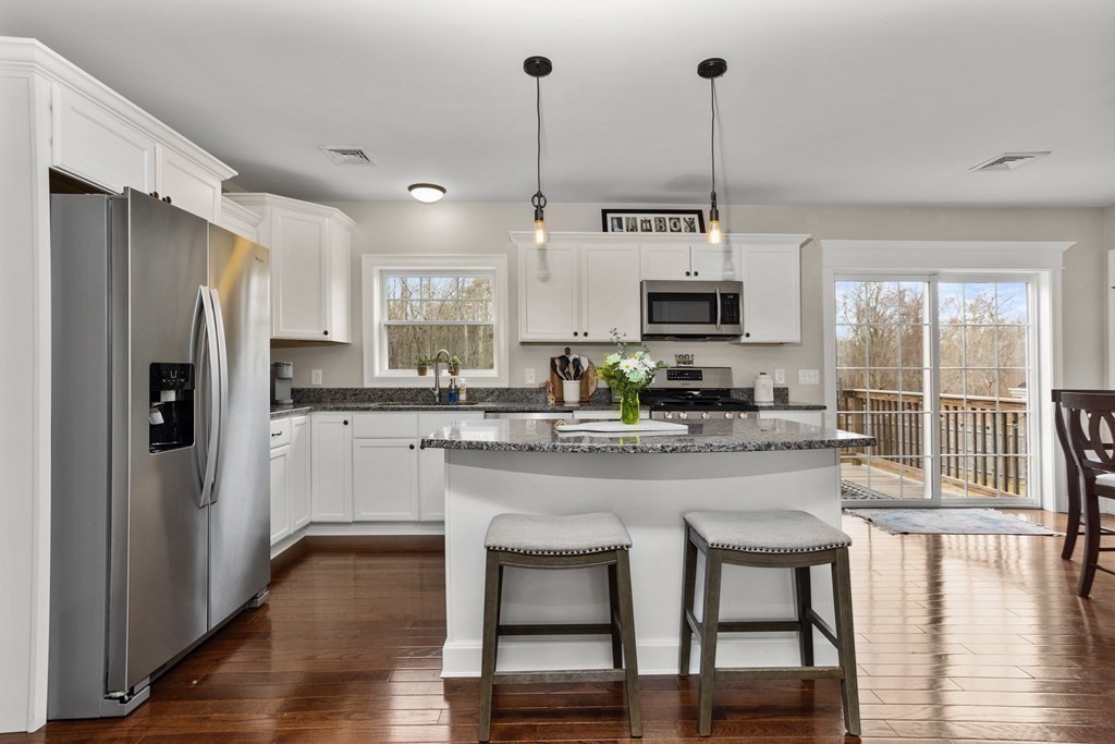 193 High Hill Road Swansea, MA 02777 - Photo 2 of 38