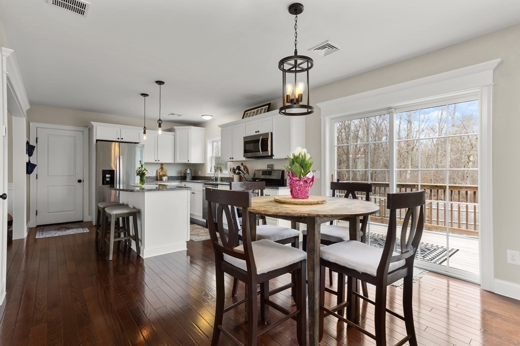 193 High Hill Road Swansea, MA 02777 - Photo 10 of 38