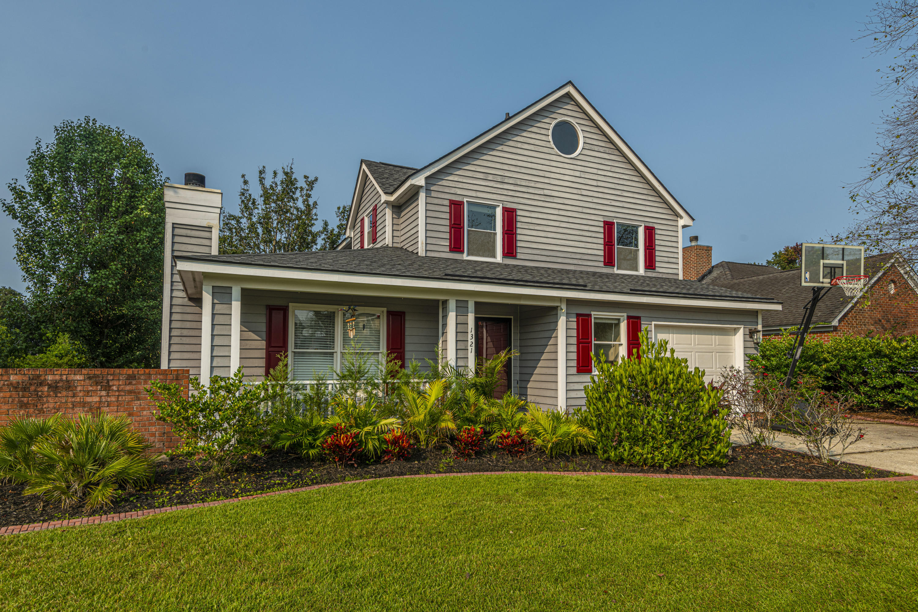 1321 Starling Road Hanahan, SC 29410 - Photo 2 of 42 DSC_2762