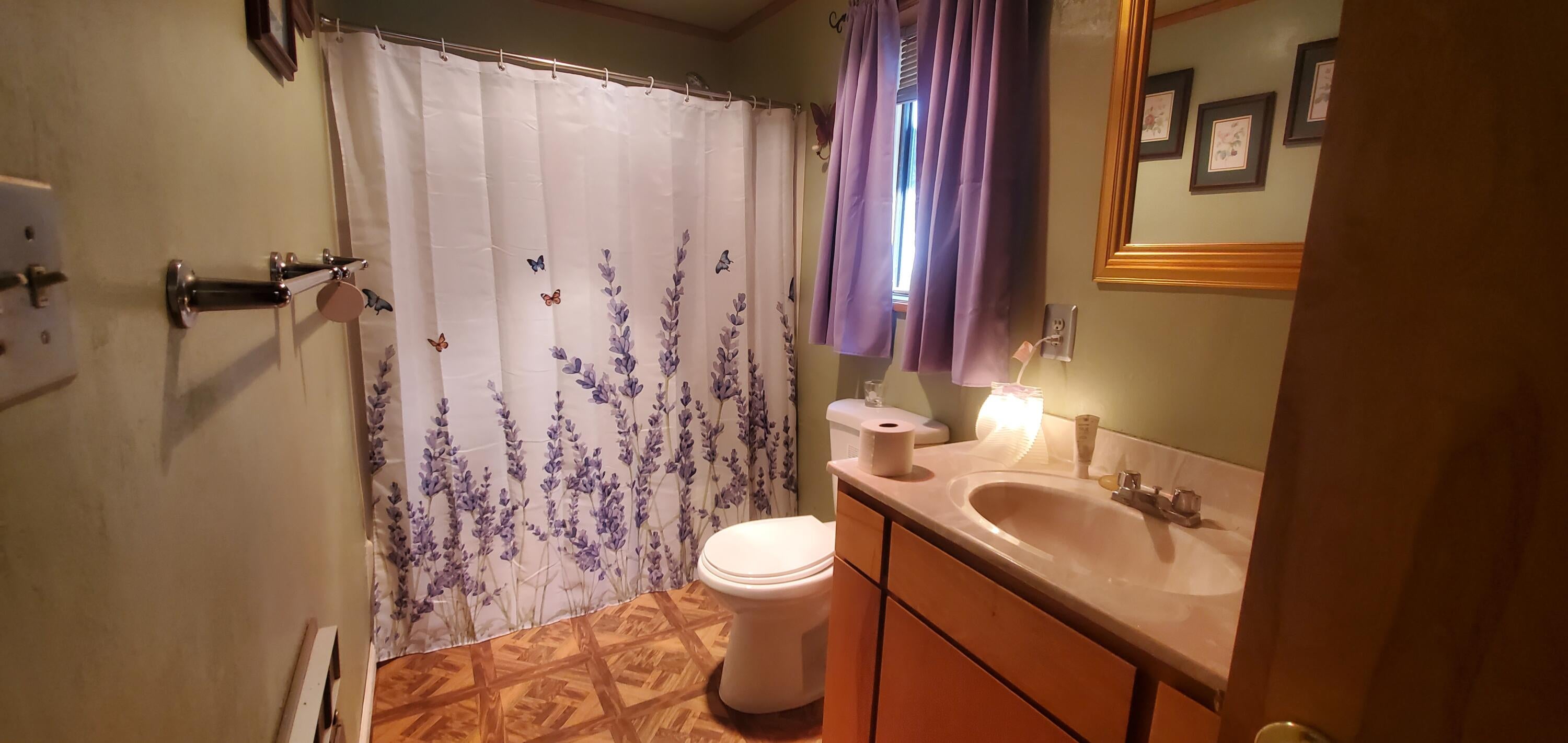 9221 Old Fort Road Klamath Falls, OR 97601 - Photo 11 of 23 Main House