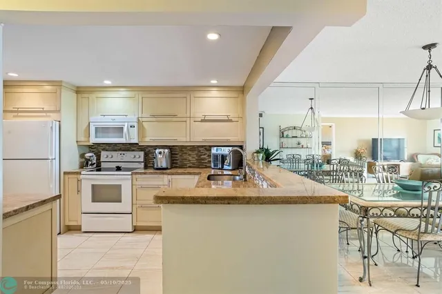 $204,900 | 3650 Environ Boulevard, Unit 409, Lauderhill, FL 33319