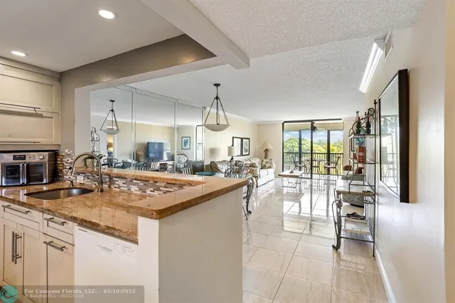 $204,900 | 3650 Environ Boulevard, Unit 409, Lauderhill, FL 33319