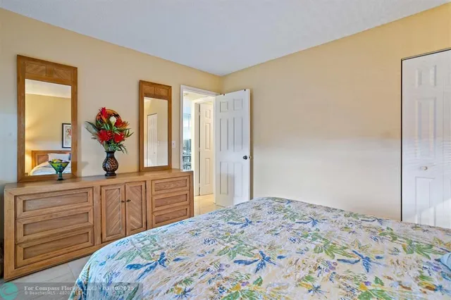 $204,900 | 3650 Environ Boulevard, Unit 409, Lauderhill, FL 33319