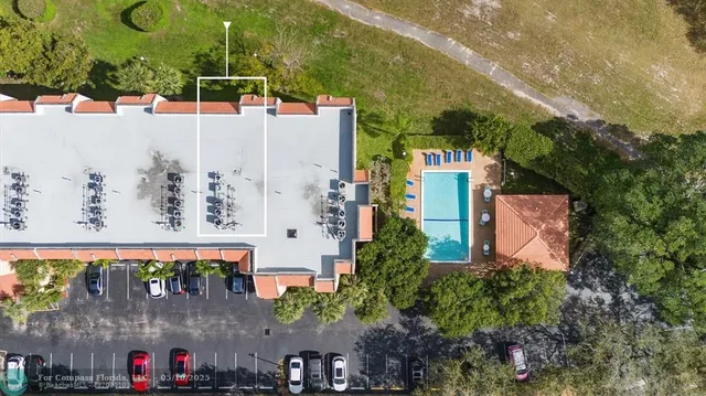 $204,900 | 3650 Environ Boulevard, Unit 409, Lauderhill, FL 33319