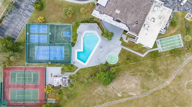 $204,900 | 3650 Environ Boulevard, Unit 409, Lauderhill, FL 33319