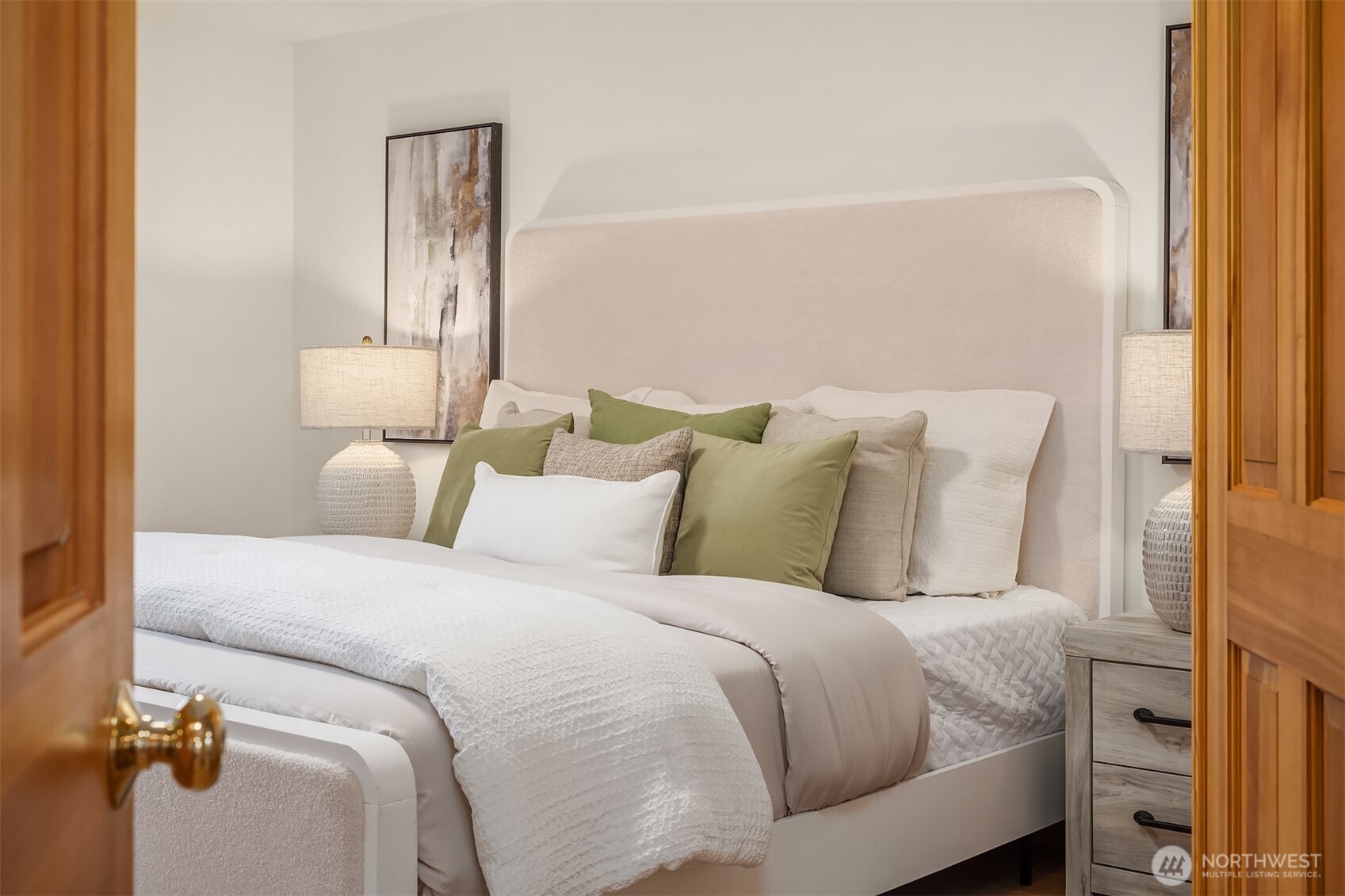 14410 48th Place West Edmonds, WA 98026 - Photo 10 of 24 a bedroom with a bed and a mirror