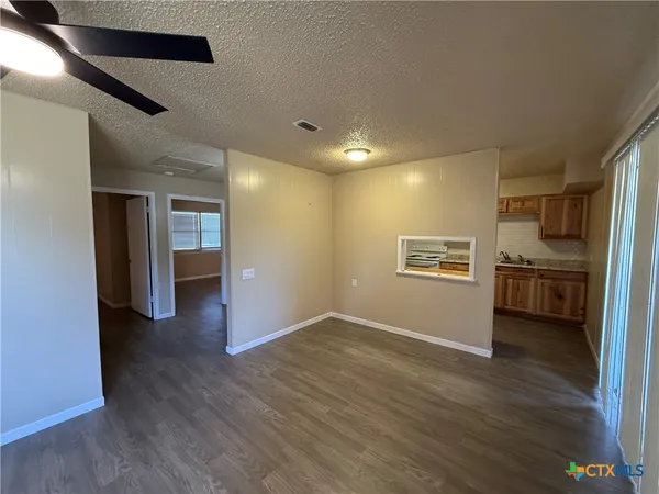 $1,400 | 200 Olsens Acres, Unit H2, Wimberley, TX 78676