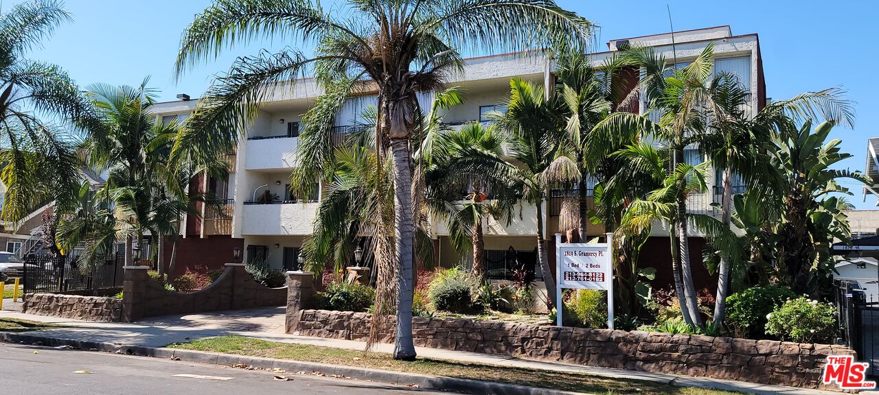 1819 South Gramercy Pl  